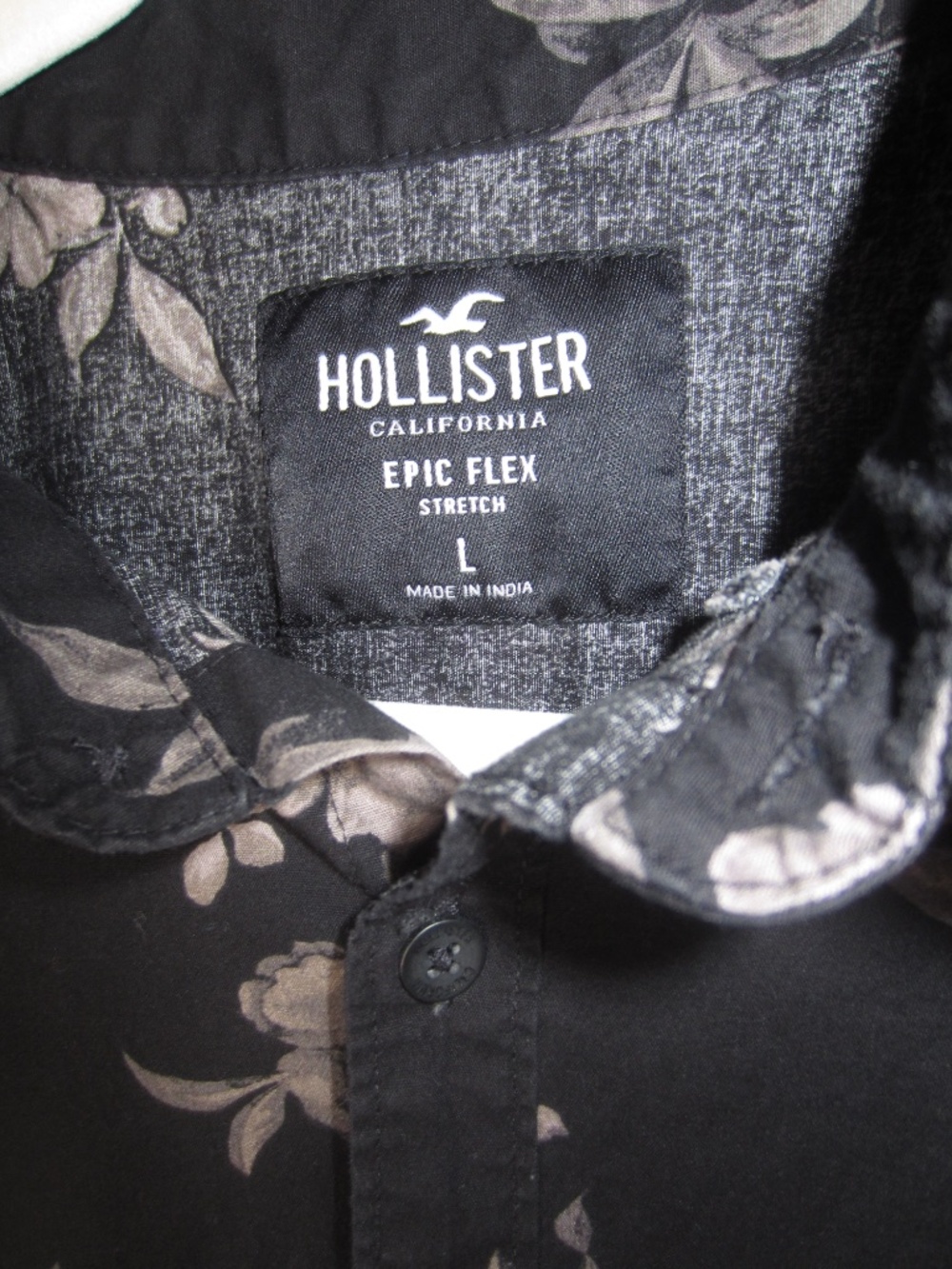 Hollister Mens Floral Shirt Summer Black And Grey Floral - Size Large - Picture 4 of 5